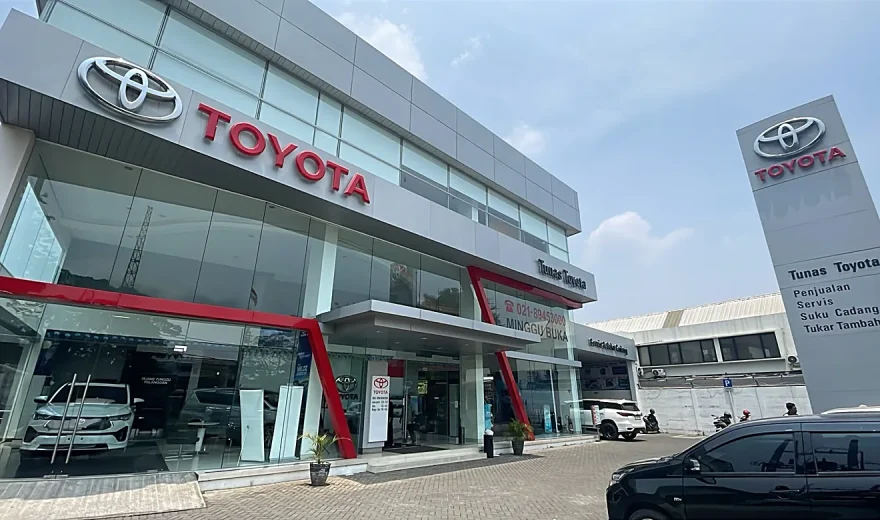 Dealer Tunas Toyota Bekasi - Adityo Sales Executive